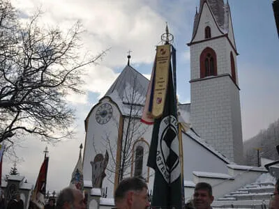 2012 - Fahnenweihe Bild 16