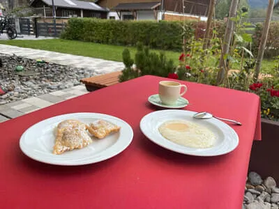 2022 - Frühschoppen Bild 3